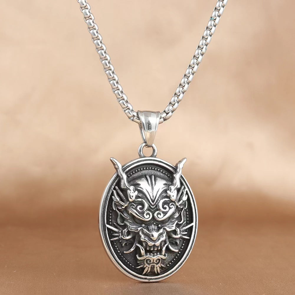 Wholesale retro domineering disc golden eye ghost head  pendant titanium steel men's necklace