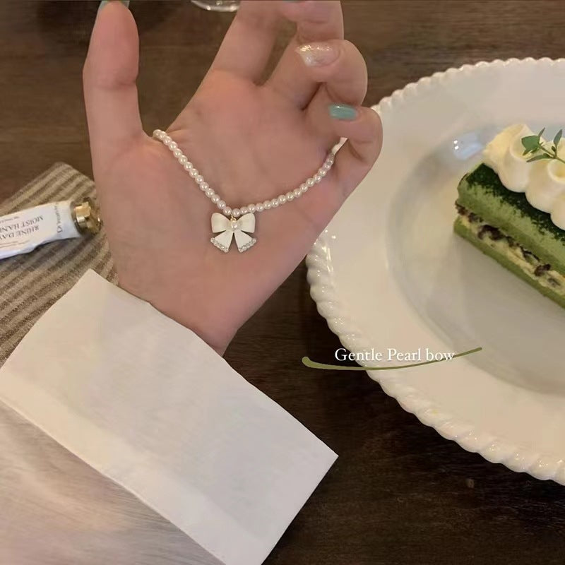 Wholesale Fashionable Trendy Color Plated Choker Necklace Flower Pendant