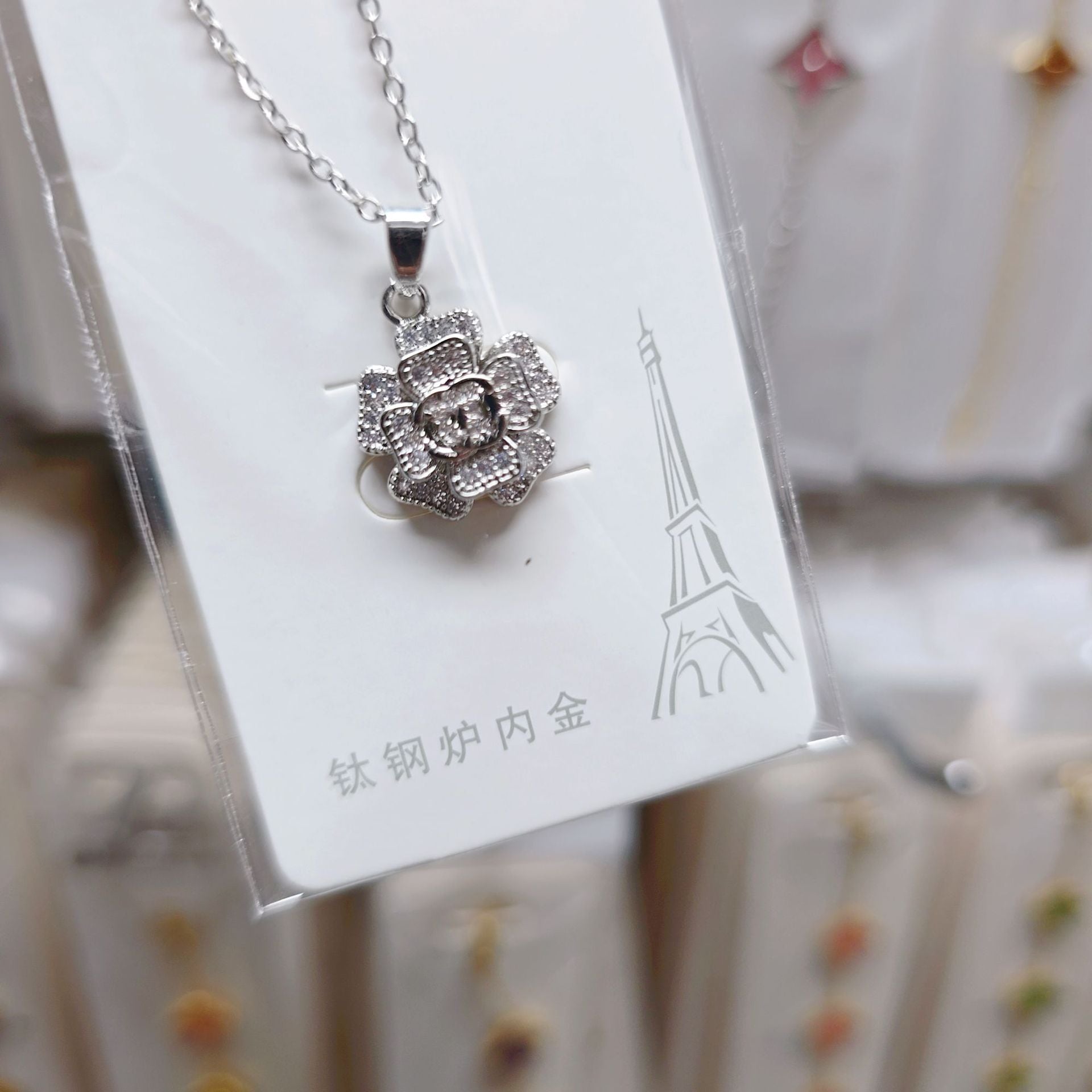 Wholesale Titanium Steel Zircon Blingbling Double C-shaped Light Luxury Necklace
