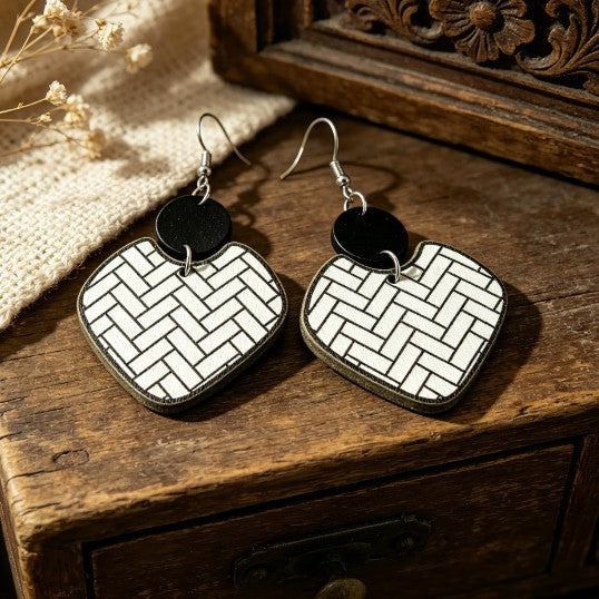 Wholesale Bohemian Striped Geometric Painted Wooden Pendant Earrings Stylish Fashion Accessory For Gift And Boutique Resale
