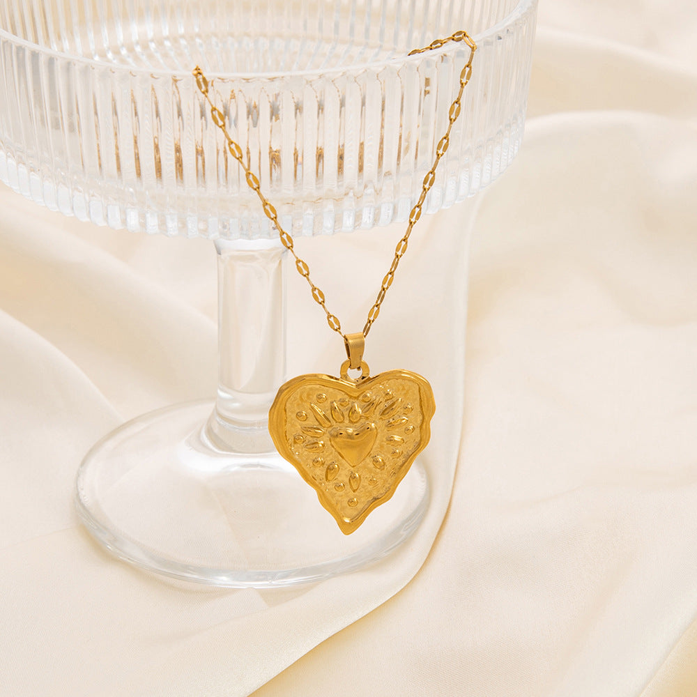 Wholesale Heart-shaped Stainless Steel Necklace 18K Gold Plated Light Luxury Choker Necklaces ACC-NE-YuHui008