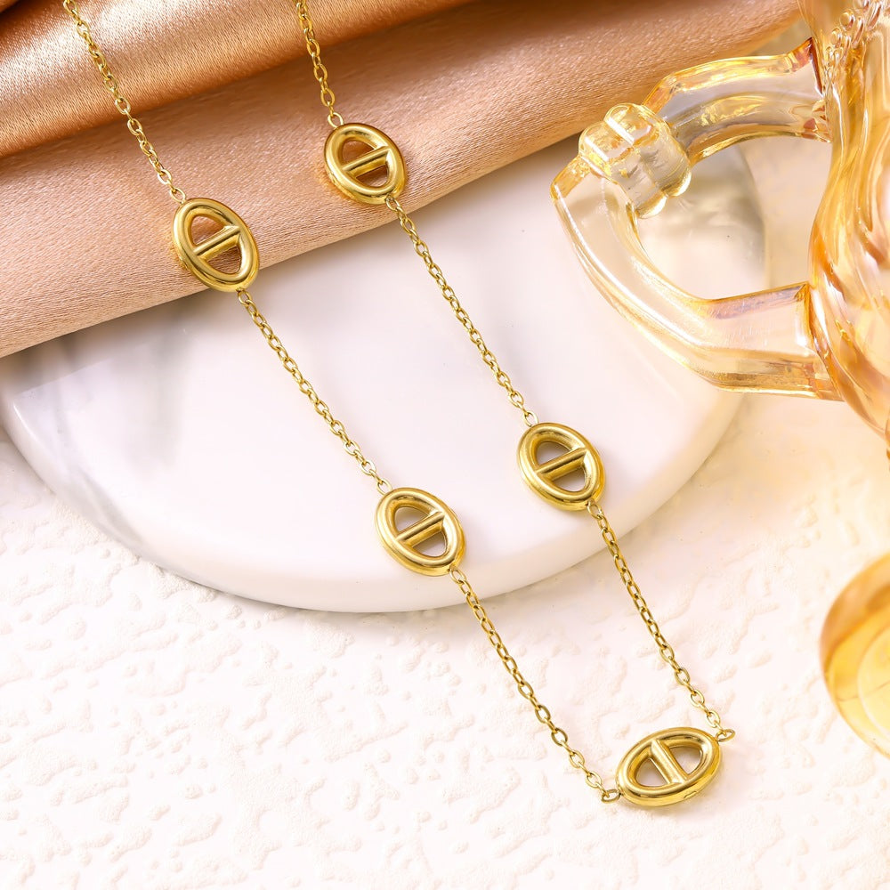 Wholesale Fashion Oval Sun-Shaped Clavicle Chain Simple Hollow Pig Nose Stud Earrings Bracelet Necklace Stainless Steel Set for Women
