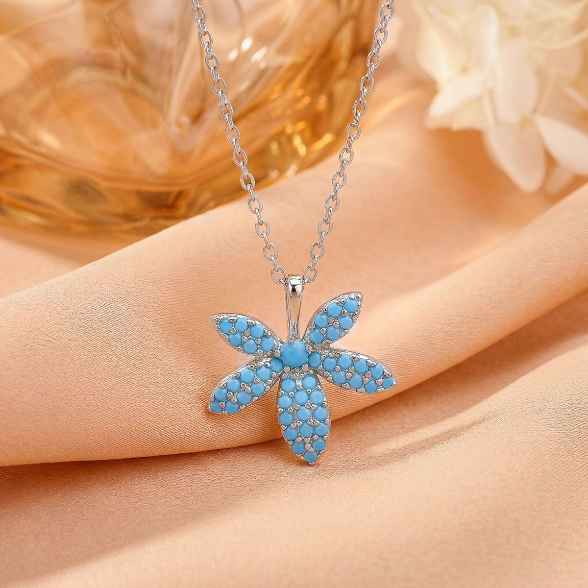 Wholesale Maple Leaf Choker Necklace Titanium Steel Copper Gold Plated Zircon Jewelry Accessory