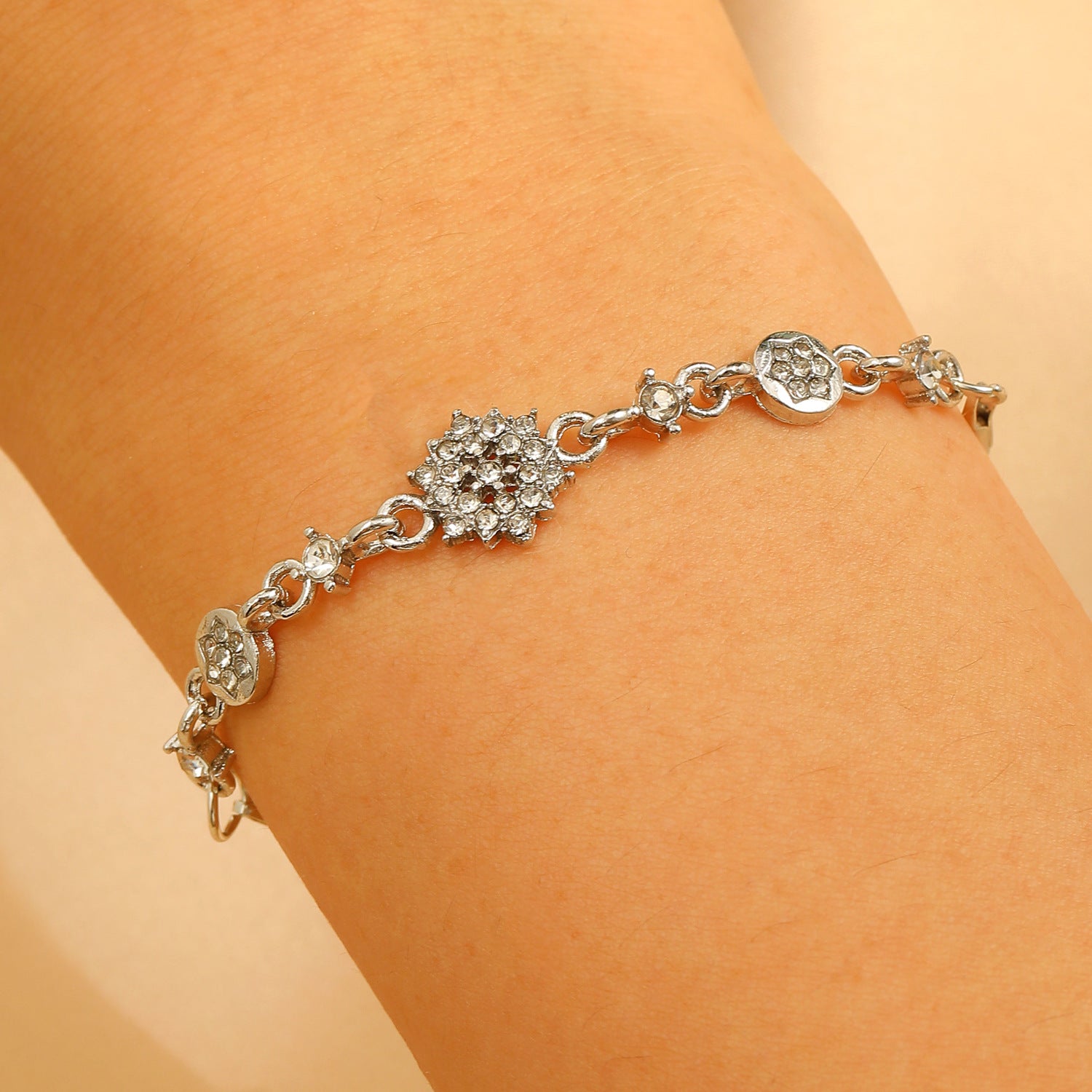 Wholesale Silver Plated Zircon Heart Bracelet Trendy Women S Crystal Jewelry Everyday Wear Gift