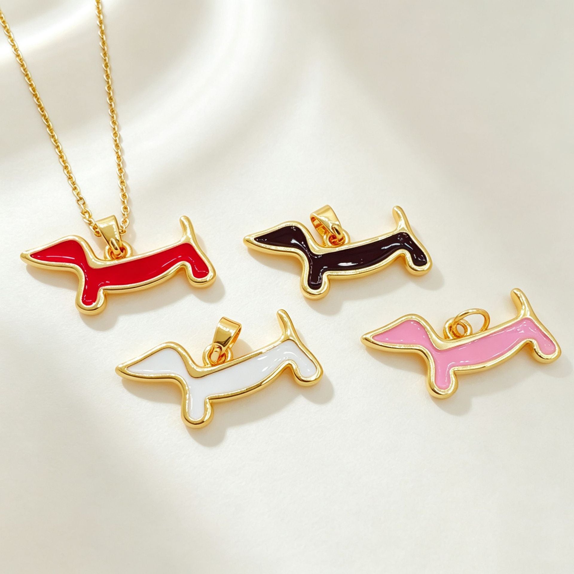 Wholesale Copper Gold Plated Hot Dog Necklace Light Luxury Fashion Pendant for Daily Wear Fashion Accessory