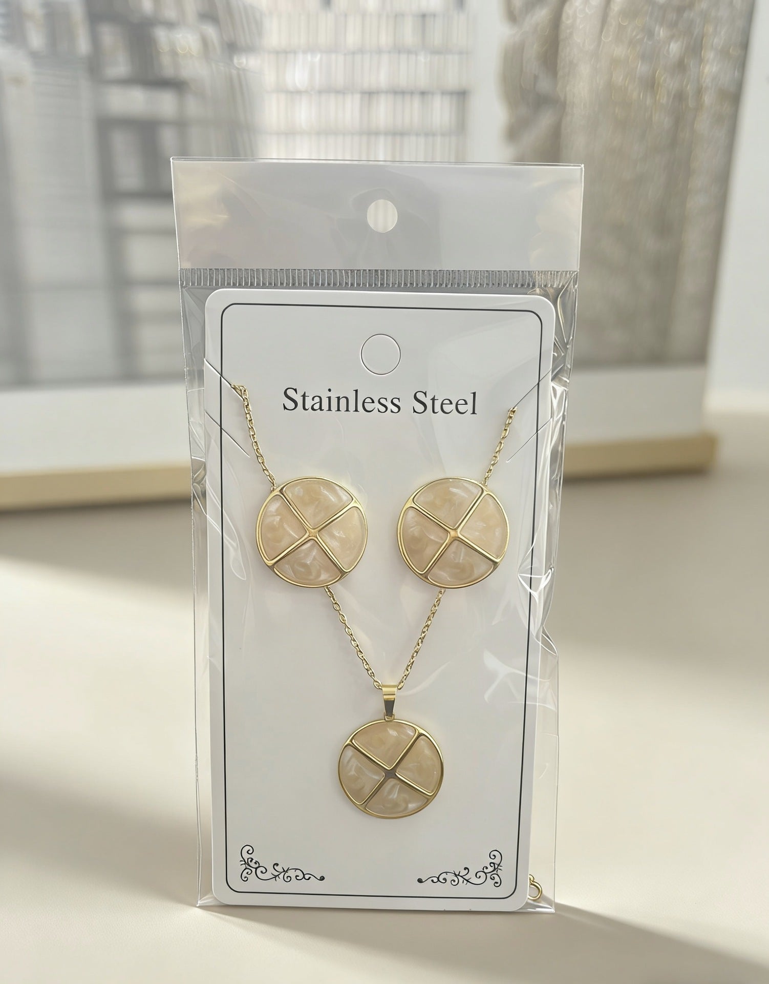 Wholesale Stainless Steel Flower and Teardrop Enamel Earrings and Necklace Set