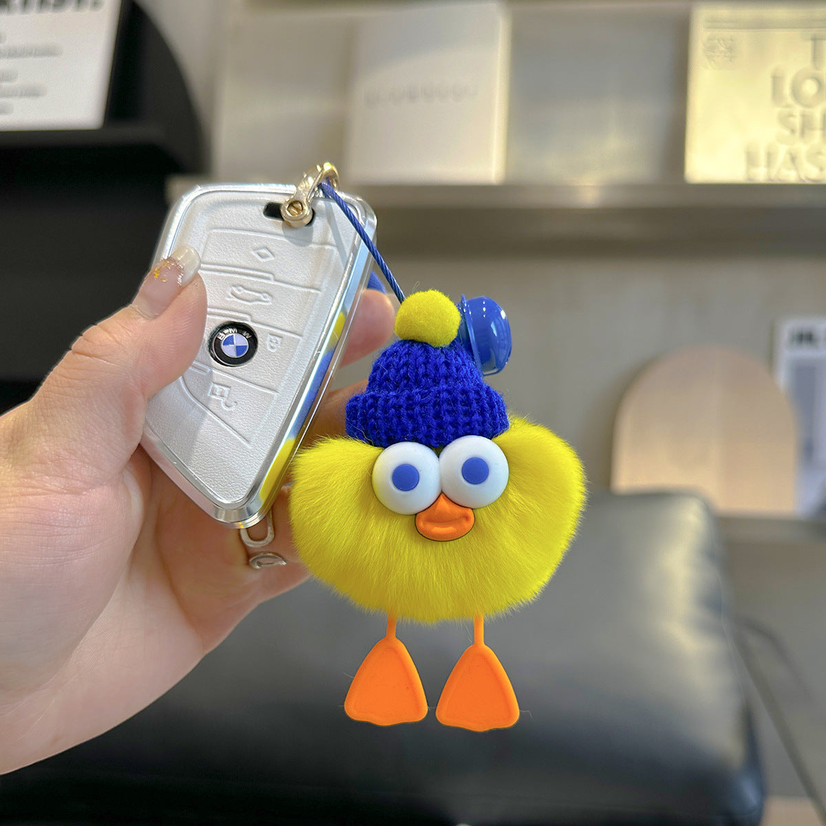 Wholesale Cute Faux Rabbit Fur Duck Car Keychain