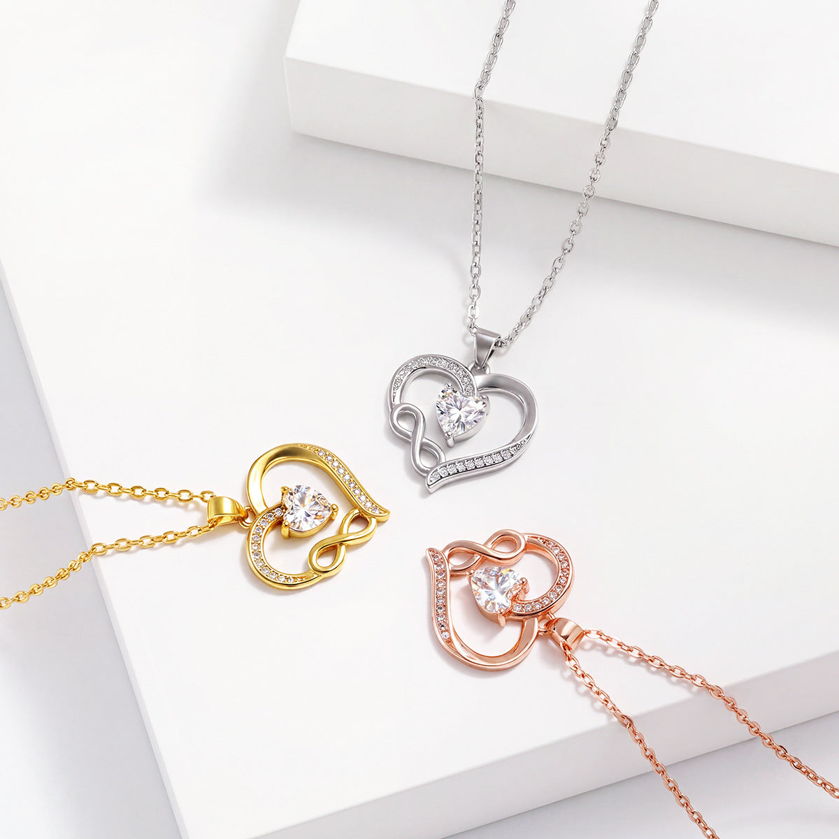 Wholesale Trendy Love Heart Layering Necklace,  Elegant O-Chain Design,  Fashion Jewelry Accessory for Women