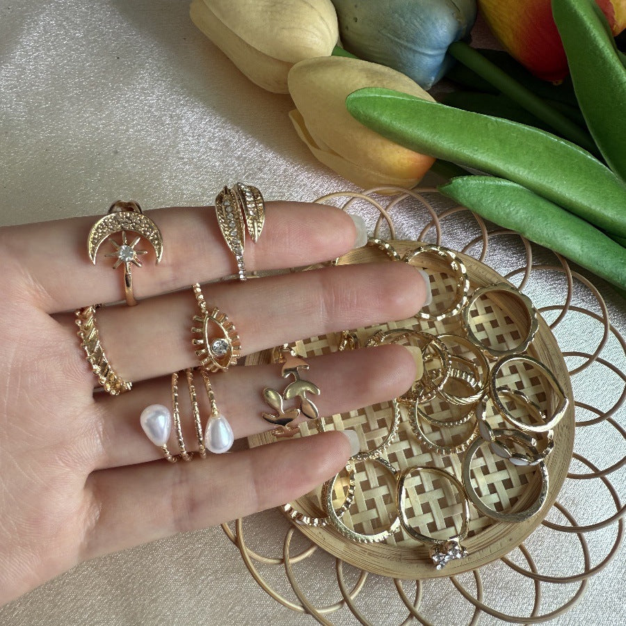 Wholesale Rice beads rhinestone moon star crown diamond ring animal snake ring set