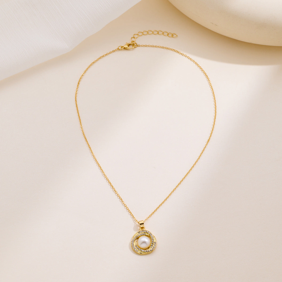 Wholesale Flash Diamond Titanium Steel Necklace