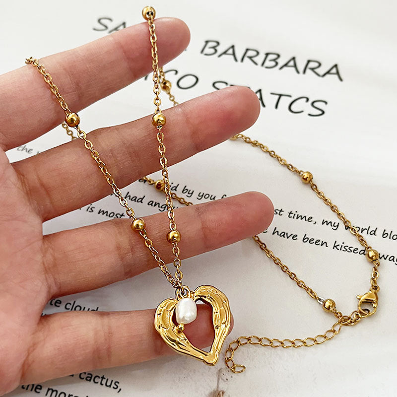 Wholesale titanium steel love necklace