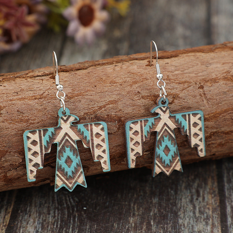 Wholesale Retro Western Style Eagle Printed Diamond Pattern Wooden Women' s Earrings