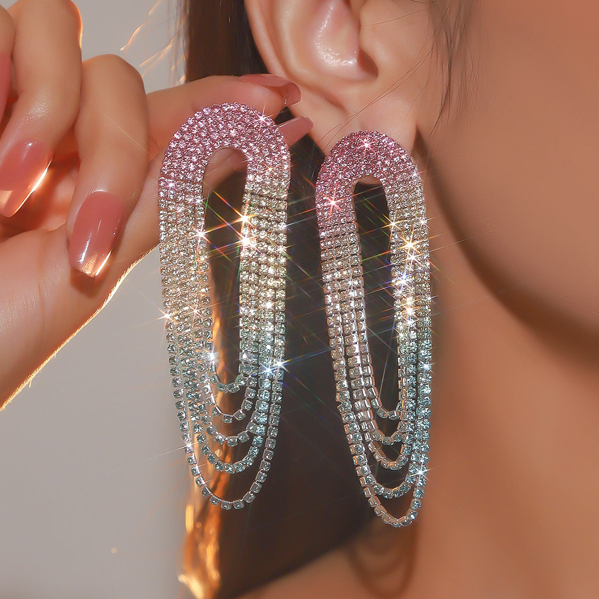 Wholesale  Luxury Shiny Rhinestone Long Earrings
