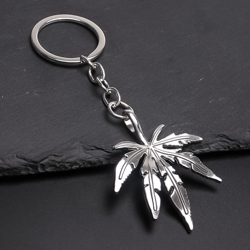Wholesale Retro Maple Leaf Alloy Keychain Silver Electroplated Hip Hop Style Fashion Accessory For Everyday Use And Resale