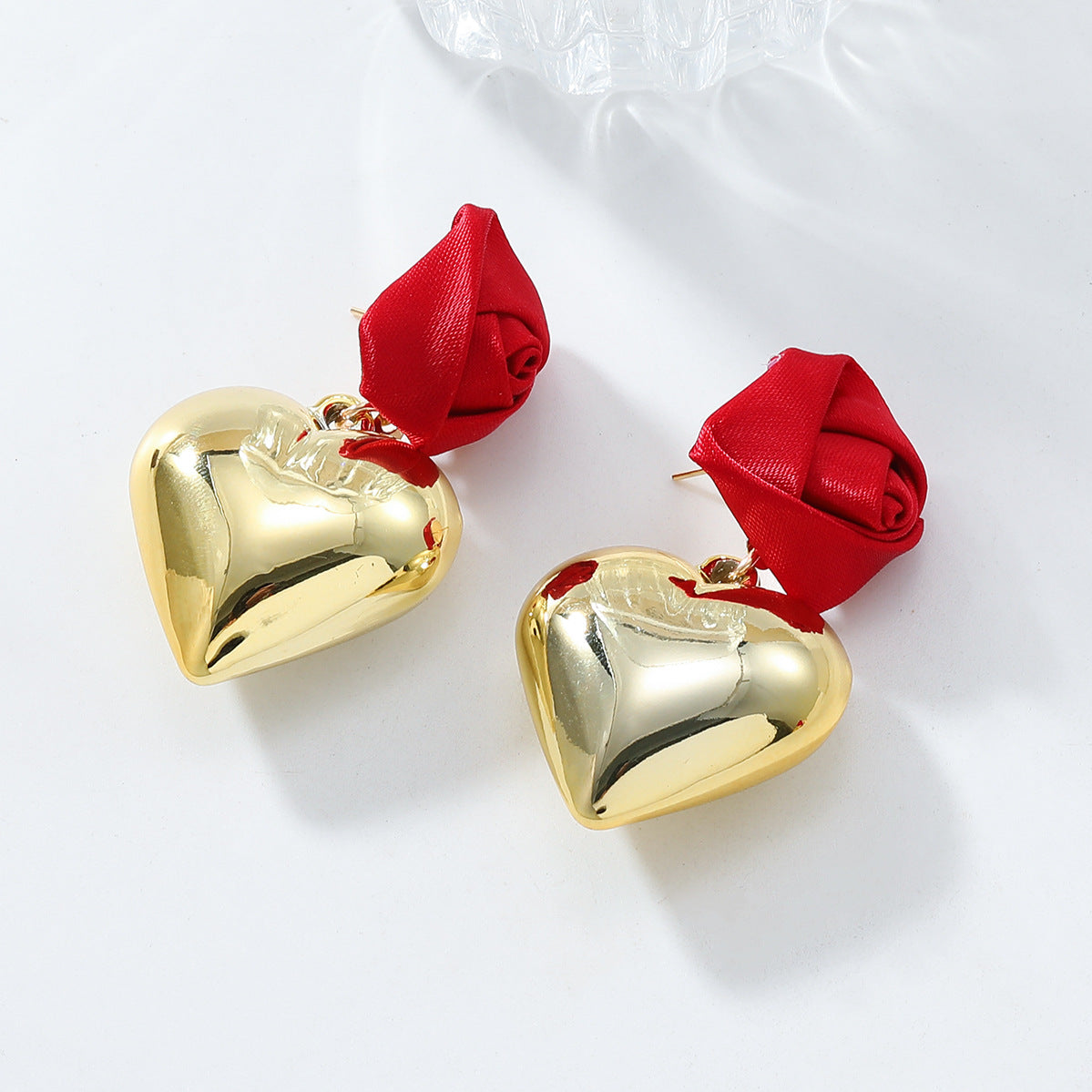 Wholesale Valentine's Day Alloy Love Earrings Light Luxury Romantic  Earrings