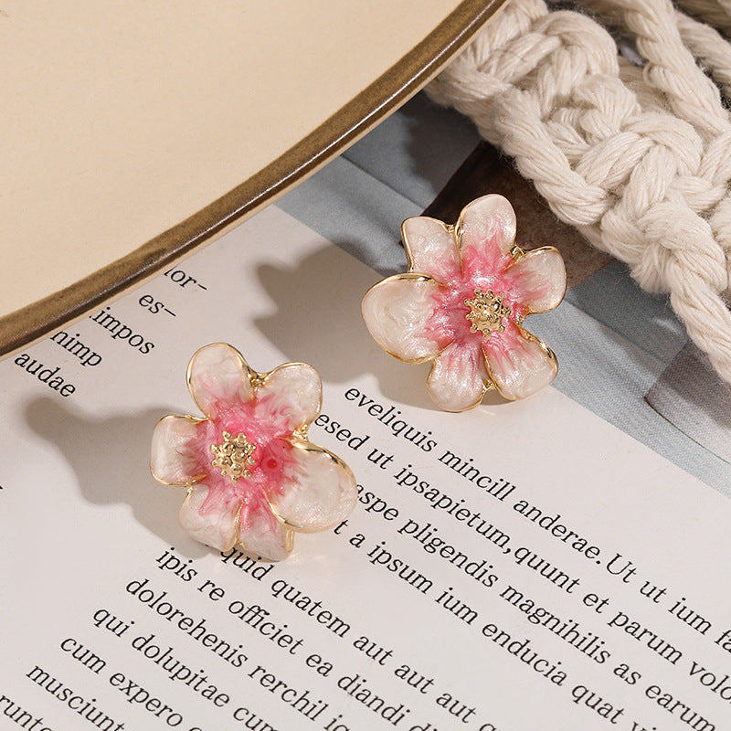 Wholesale Camellia Flower Color-changing Petal  Fashion Earrings