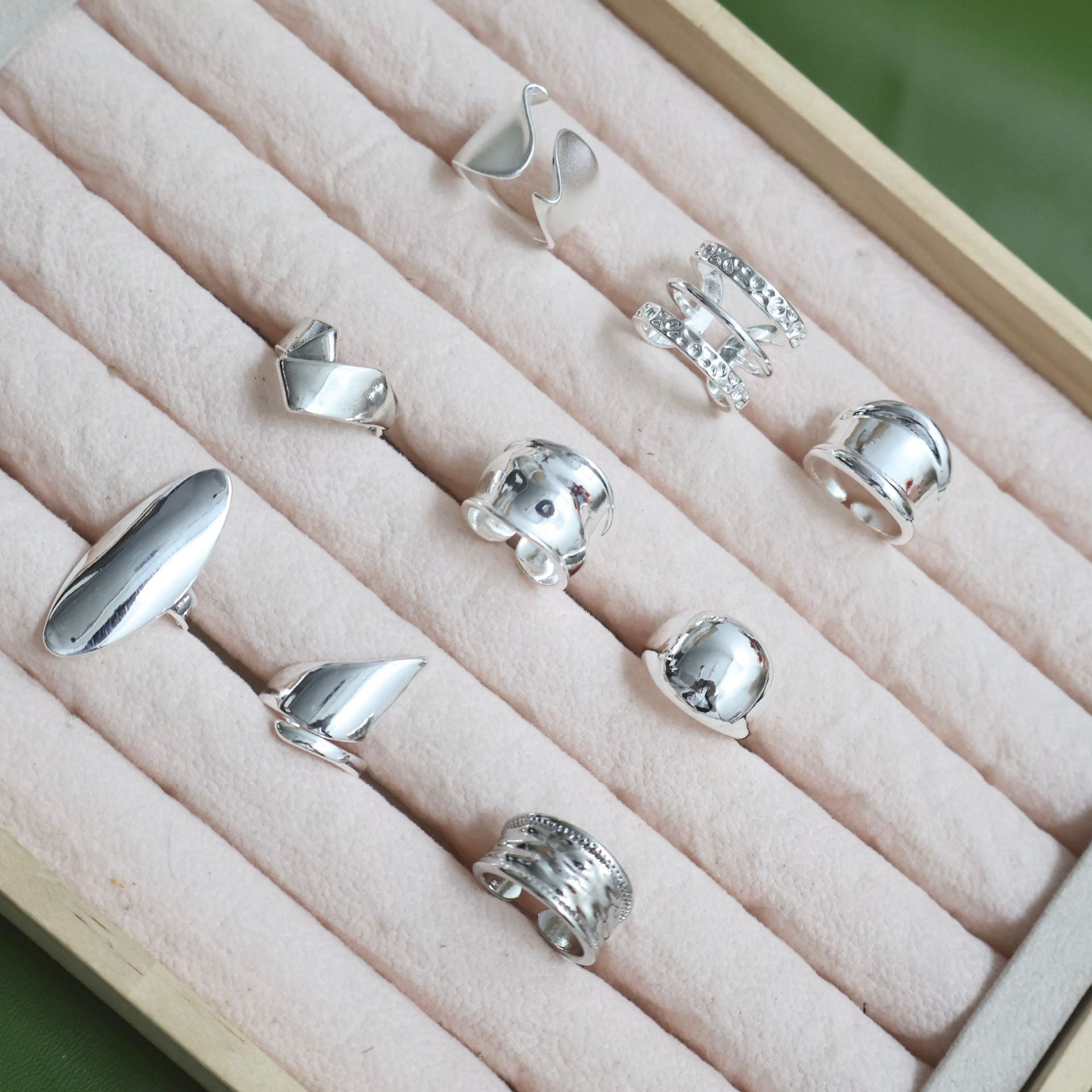 Wholesale  Exaggerated Alien Ring Women's Niche Fashion All-match  Adjustable Open Hollow Ring