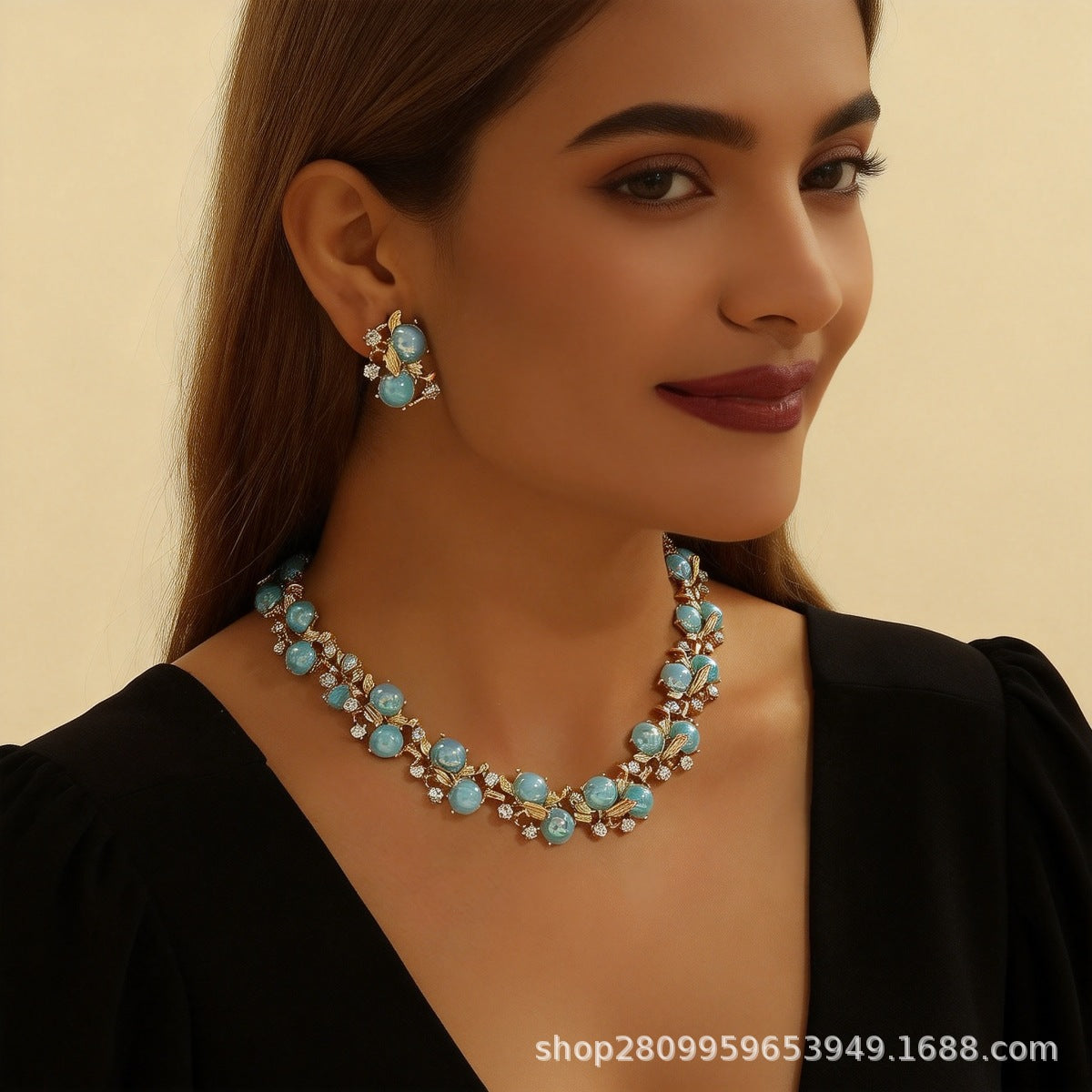 Wholesale Rhinestone Multi-Color Dopamine Earrings and Necklace Set for Everyday Wear