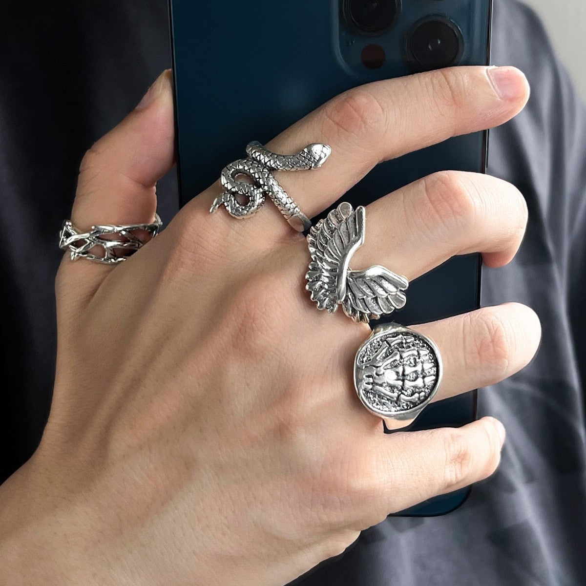 Wholesale Gothic Skull Ring Set Men' s Retro Hip-Hop Fashion Jewelry Accessory