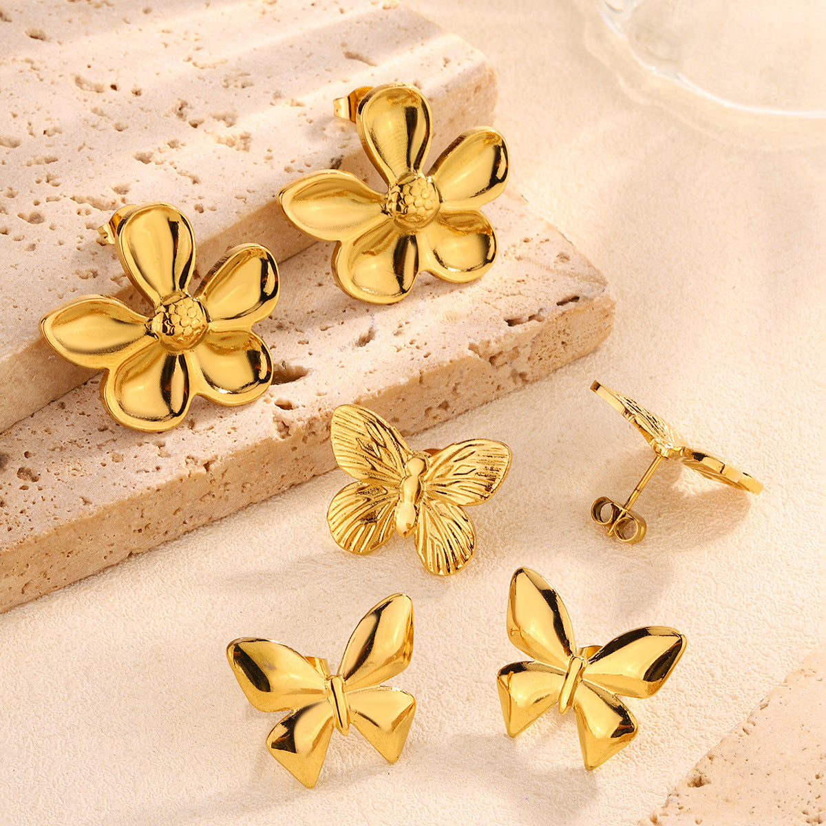 Wholesale classic temperament  hollow 18K gold stainless steel double sunflower earrings earrings women