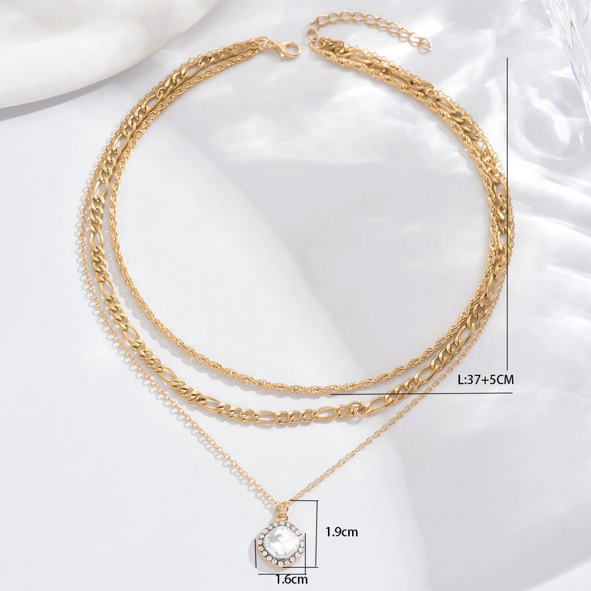 Wholesale Trendy Gold Multi-Layer Pendant Necklace,  Alloy Twist Chain Women' s Jewelry Accessory,  Boutique Resale Gift