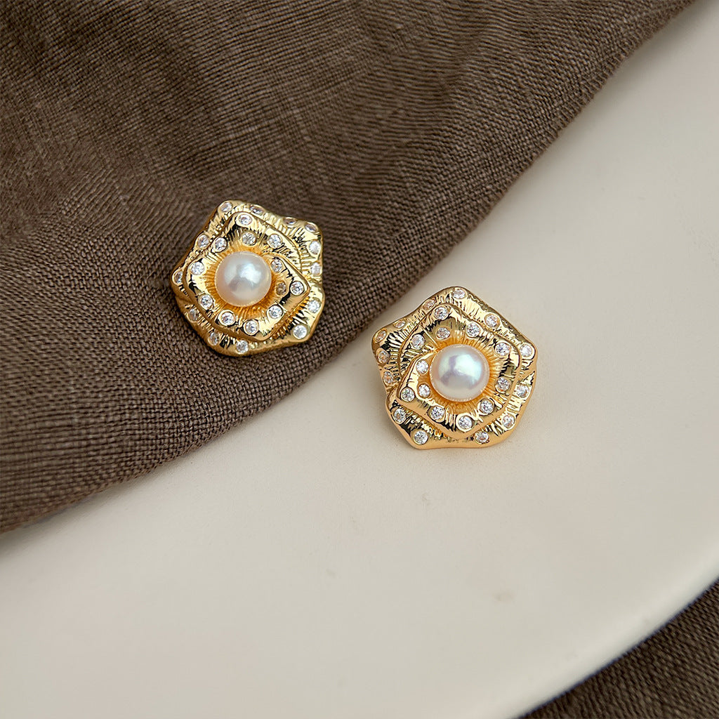 Wholesale Baroque natural pearl French retro earrings
