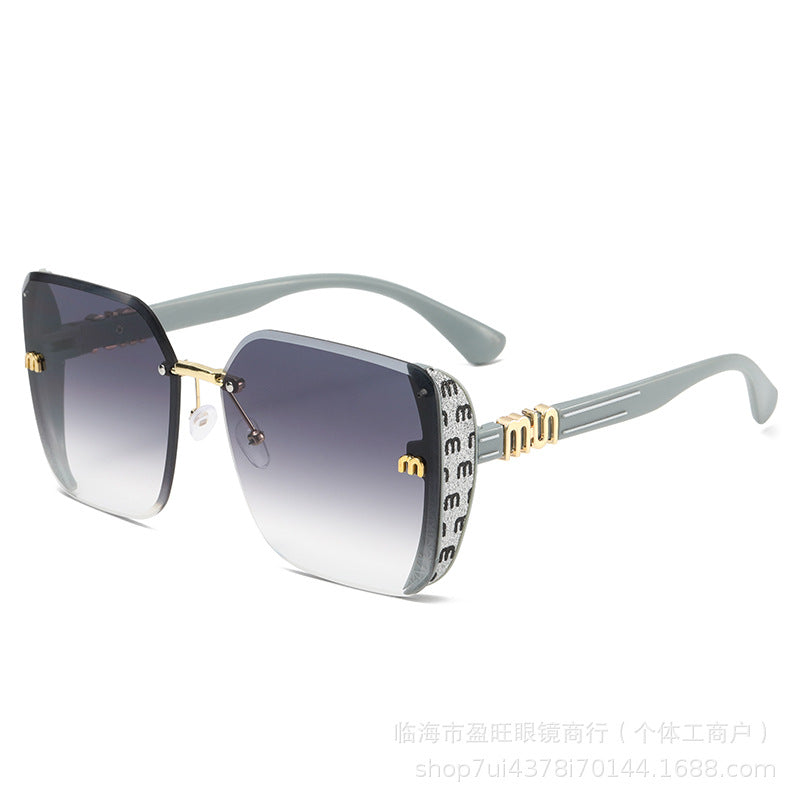 Wholesale Trendy Square Frameless Sunglasses for Women UV400 Everyday Wear Gift
