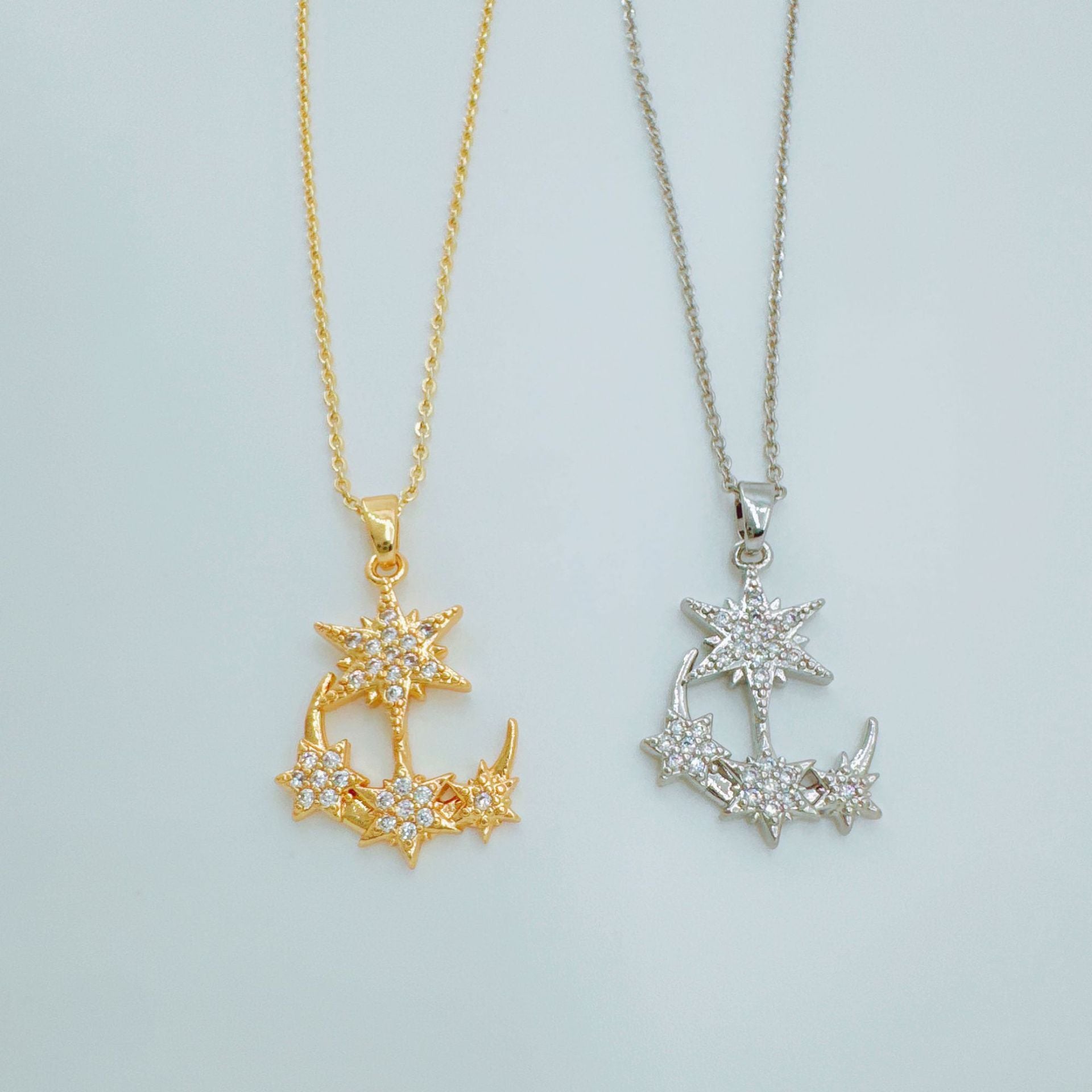 Wholesale Moon Necklace European Style Gold Plated Copper Pendant Fashion Jewelry Accessory Boutique Gift