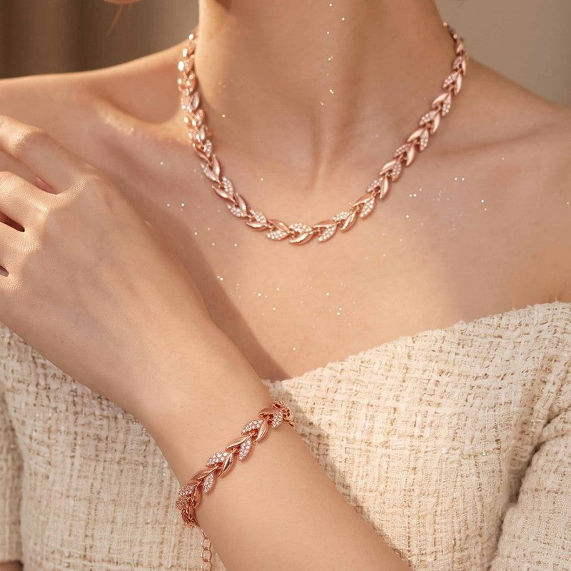 Wholesale Gold Electroplated Alloy Willow Leaf Rhinestone Cuban Chain Bracelet And Necklace Set Hip Hop Fashion Jewelry Accessory