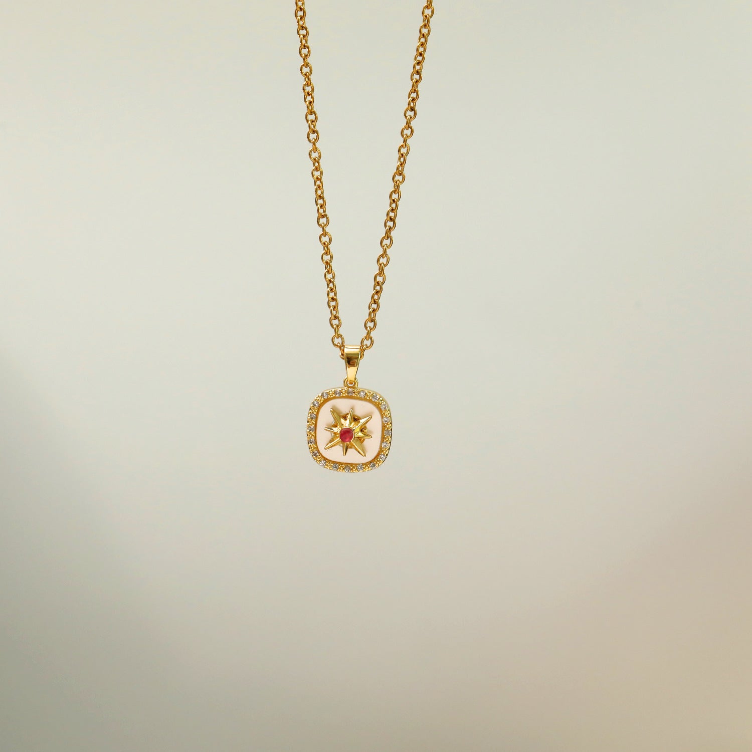 Wholesale Color Ocean Series Gold Plated Red Resin Sweater Chain