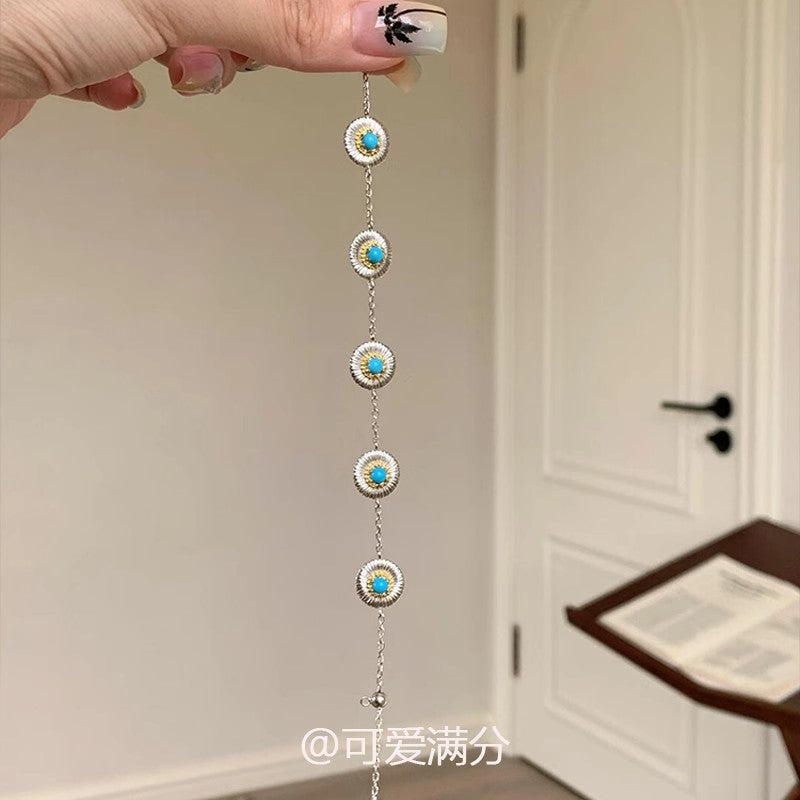 Wholesale  Turquoise Daisy Necklace Retro Light Luxury Necklaces