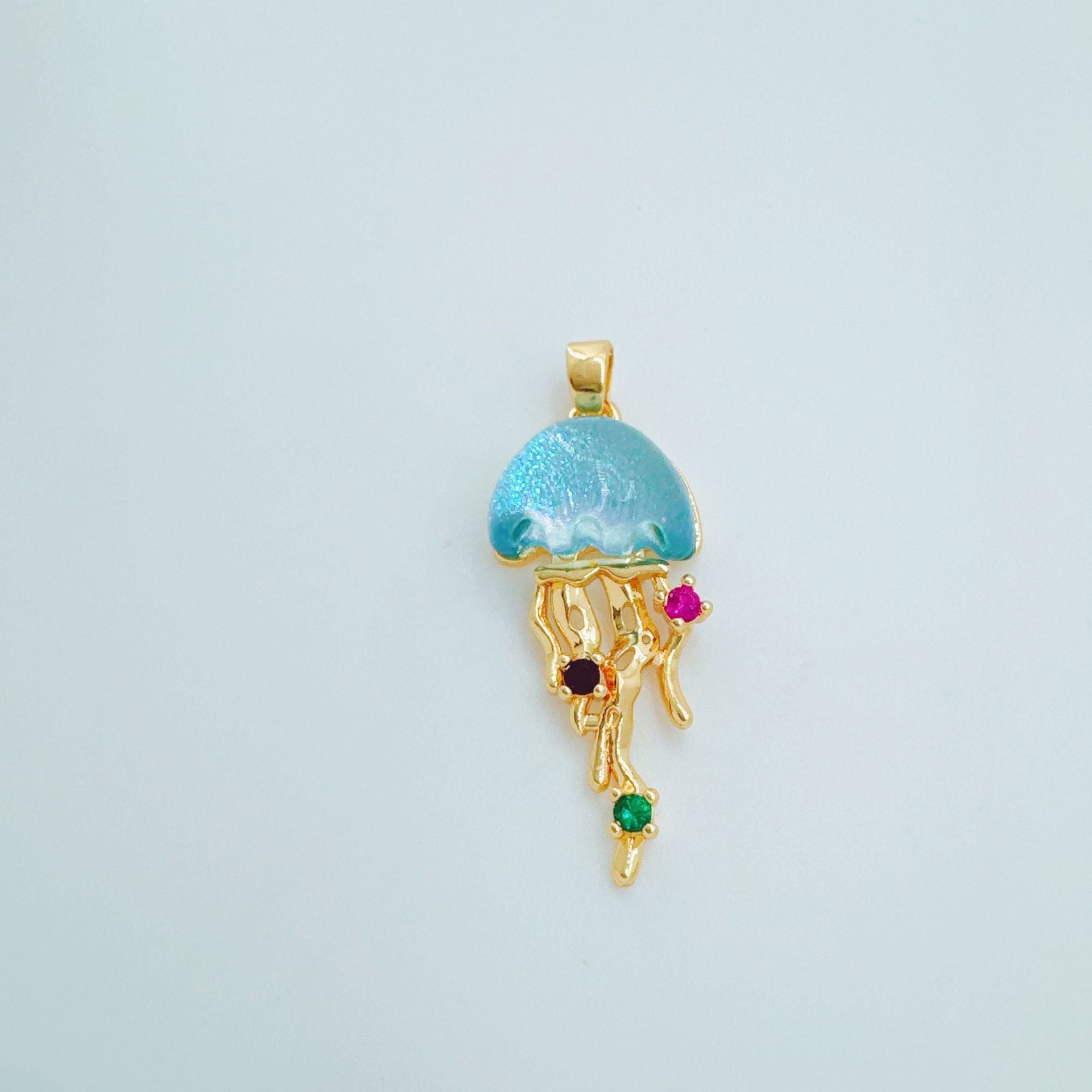 Wholesale Gold Plated Copper Jellyfish Ocean Theme Pendant Necklace Stylish Fashion Accessory Boutique Resale