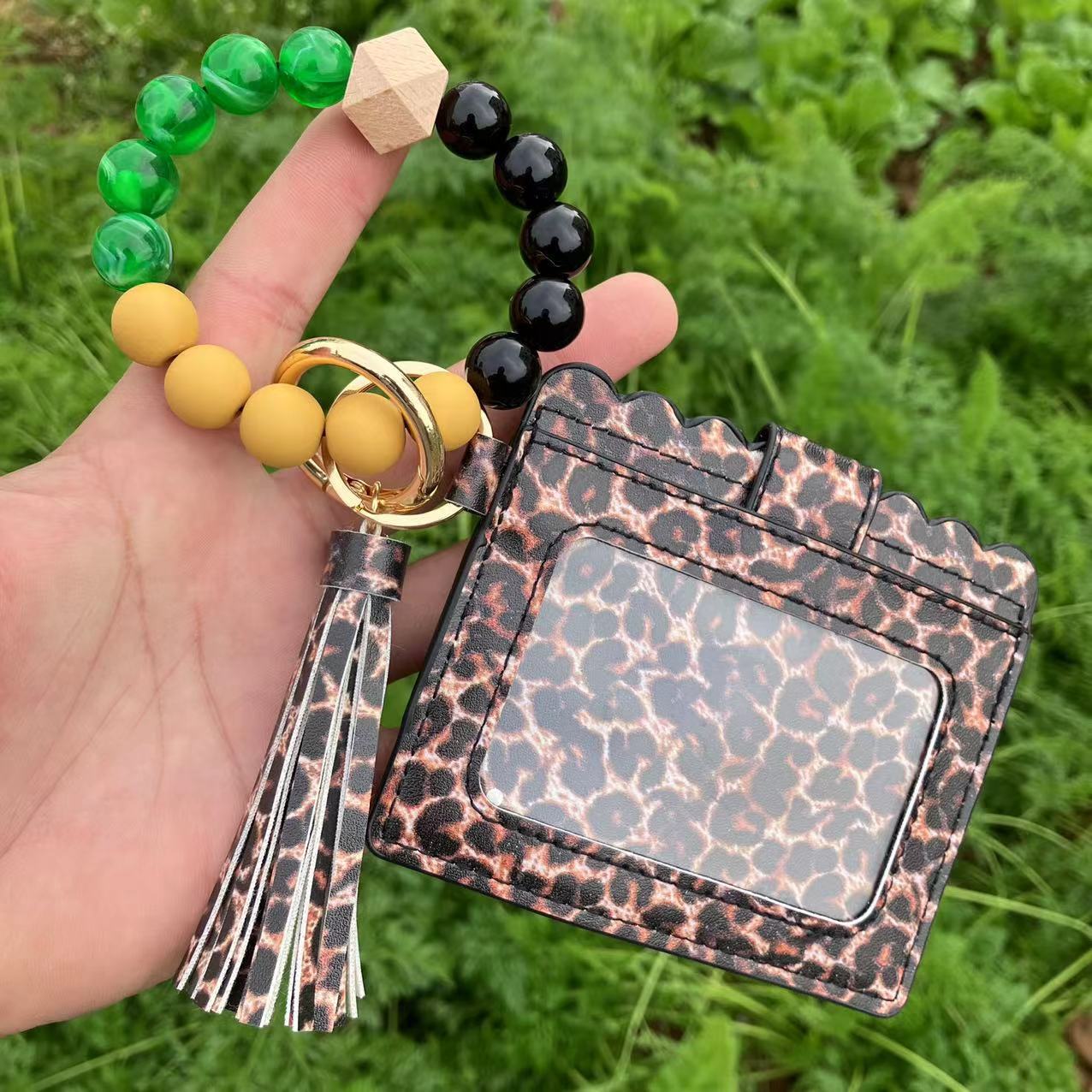 Wholesale Leopard Plaid Western Style Card Holder Silicone Beaded Wristlet Keychain ACC-KC-QiuXue011
