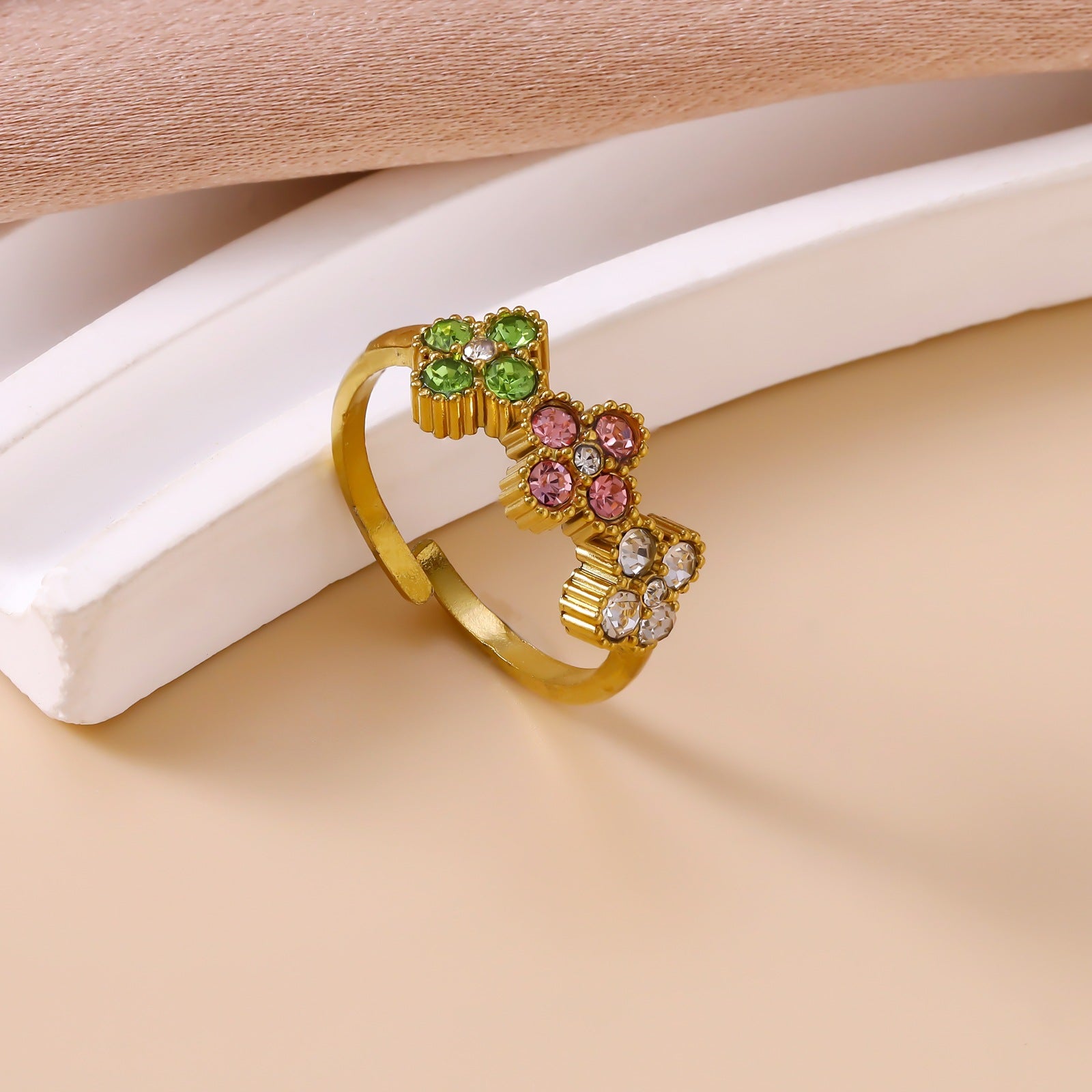 Wholesale Stainless Steel Adjustable Four Leaf Clover Ring Vintage Zircon Flower Design Stylish Everyday Wear For Women