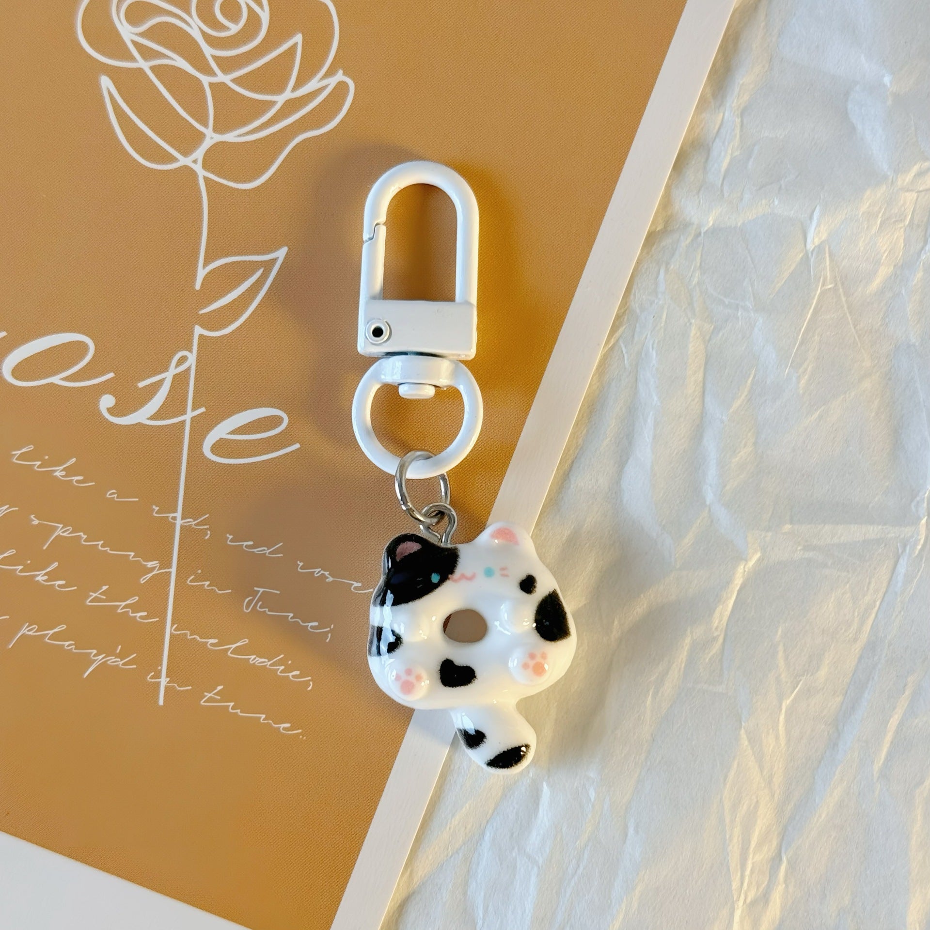 Wholesale Cartoon Cat Donut Keychain Resin Boutique Resale