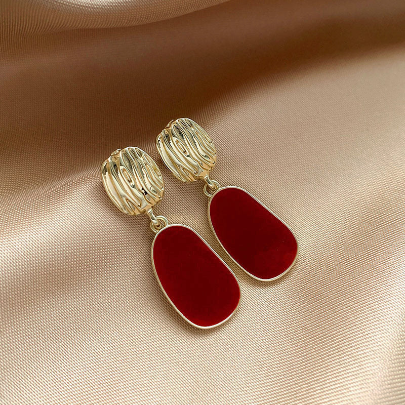 Wholesale Trendy Heart Shape Love Earrings in Burgundy Alloy - Boutique Accessory