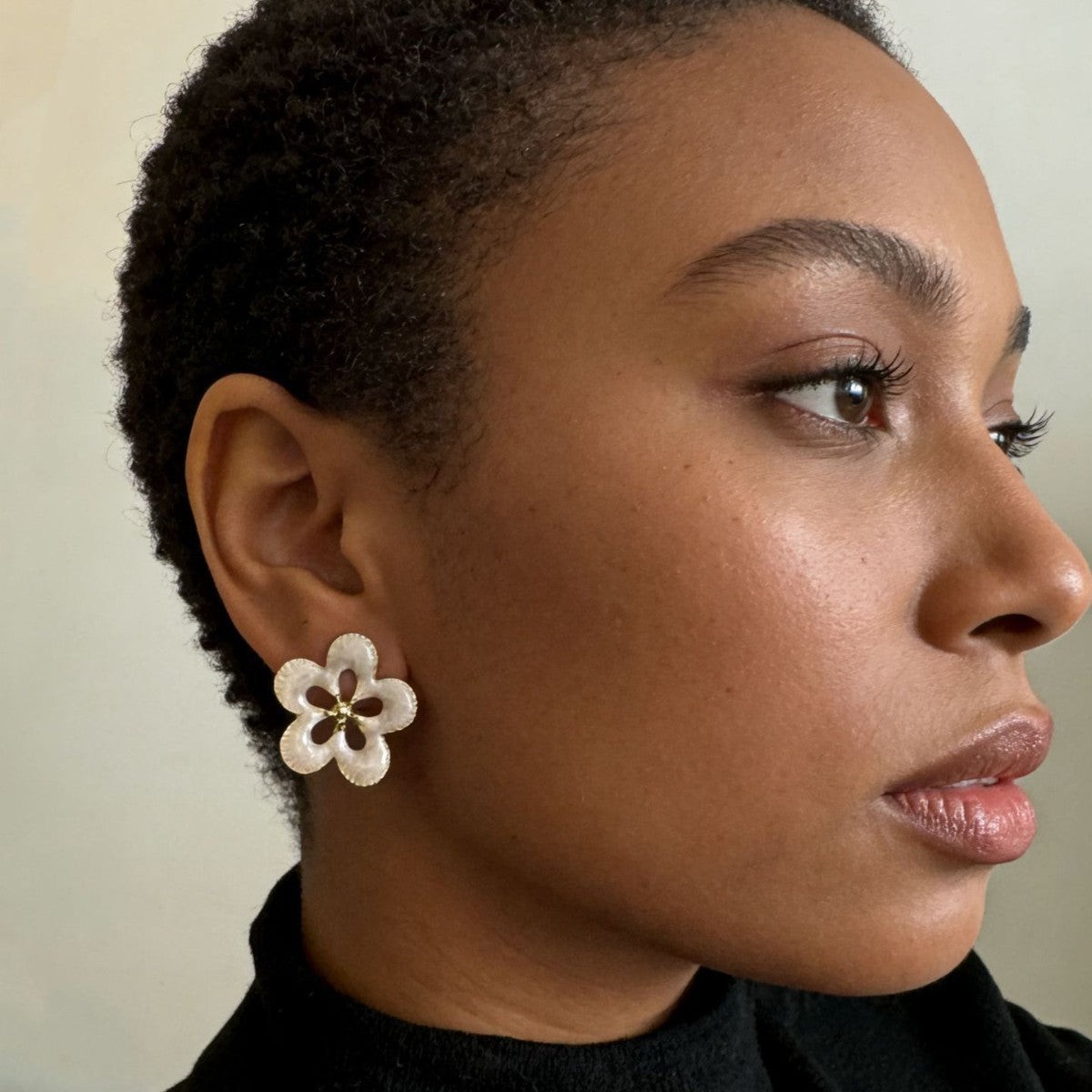 Wholesale Five Petal Openwork Flower Colorful Enamel Stud Earrings