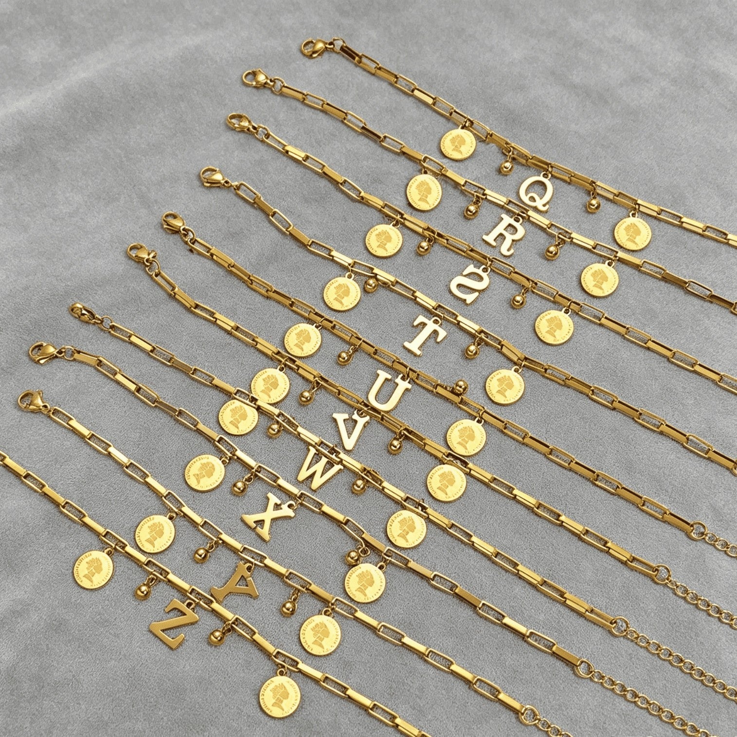 Wholesale Titanium Steel Gold Plated Letter Design Bracelet - Chic Fashion Accessory for Everyday Wear