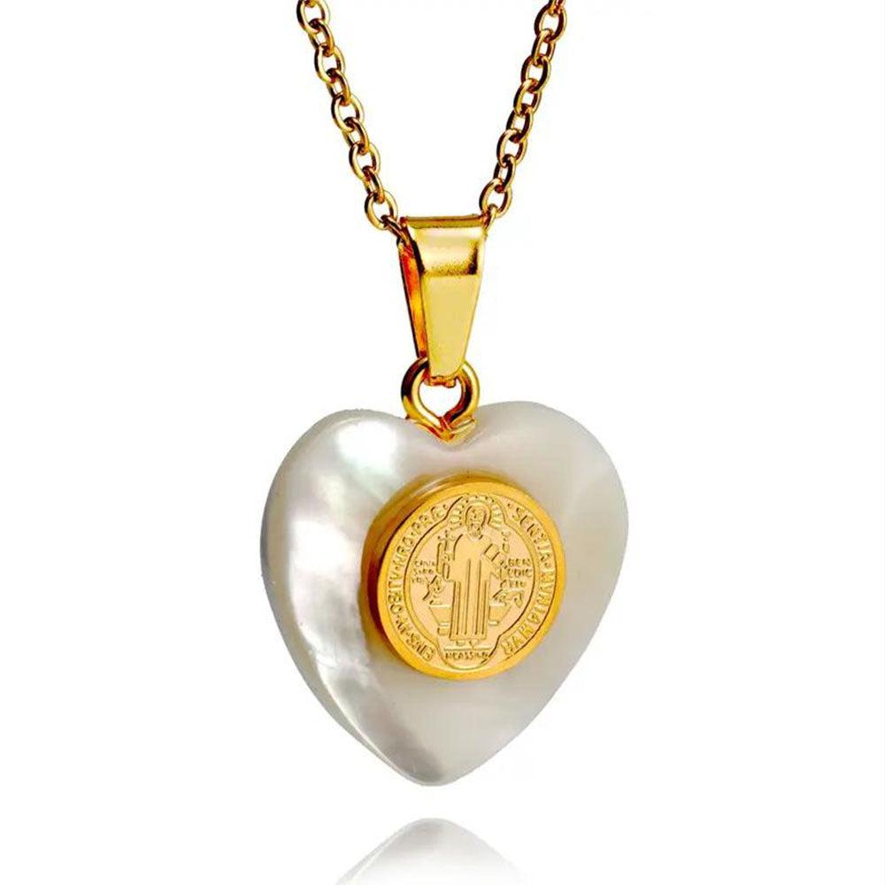 Wholesale 18K gold heart shell titanium steel pendant necklaces
