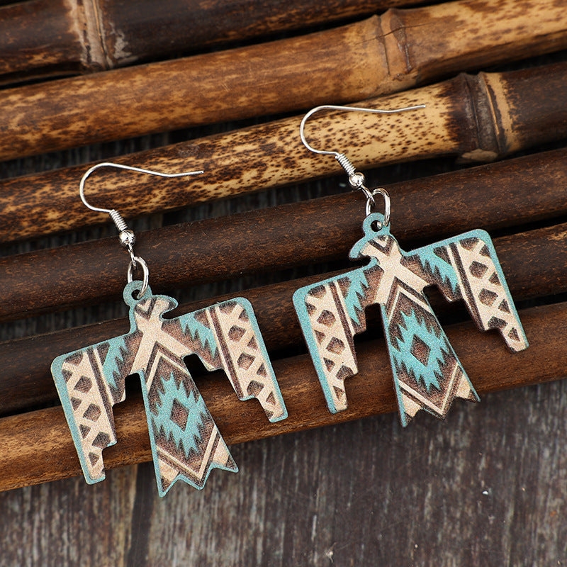 Wholesale Retro Western Style Eagle Printed Diamond Pattern Wooden Women' s Earrings