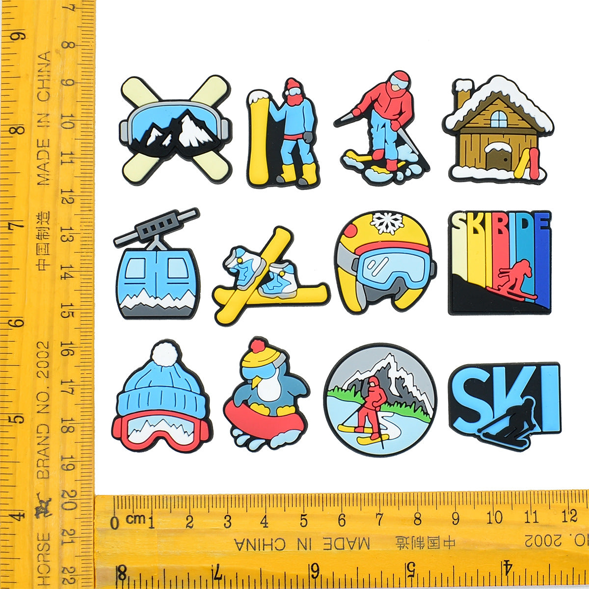 Wholesale  Random 100pcs ski series PVC Soft Rubber Shoe Buckle Decoration