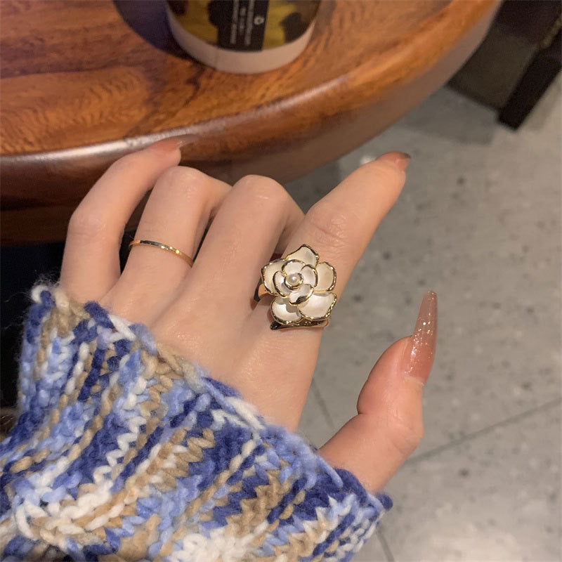Wholesale Camellia French Style Ring,  Alloy Electroplated Vintage Design for Women Fashion Accessory