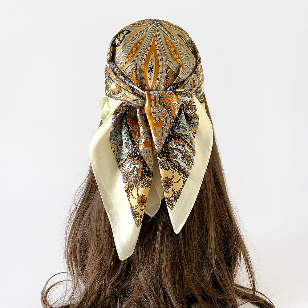 Wholesale Black and White Cashew Flower Silk  Scarf