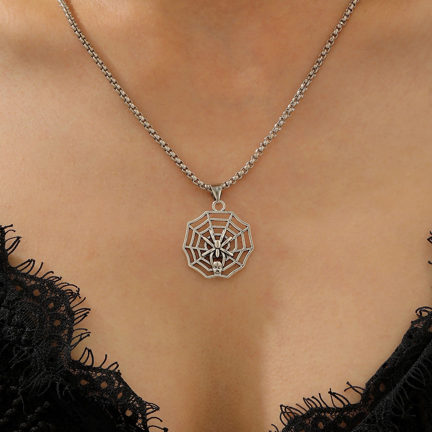 Wholesale  Punk Skull  Web Pendant Necklace,  Zinc Alloy,  Fashion Jewelry Accessory,  Boutique Resale Gift