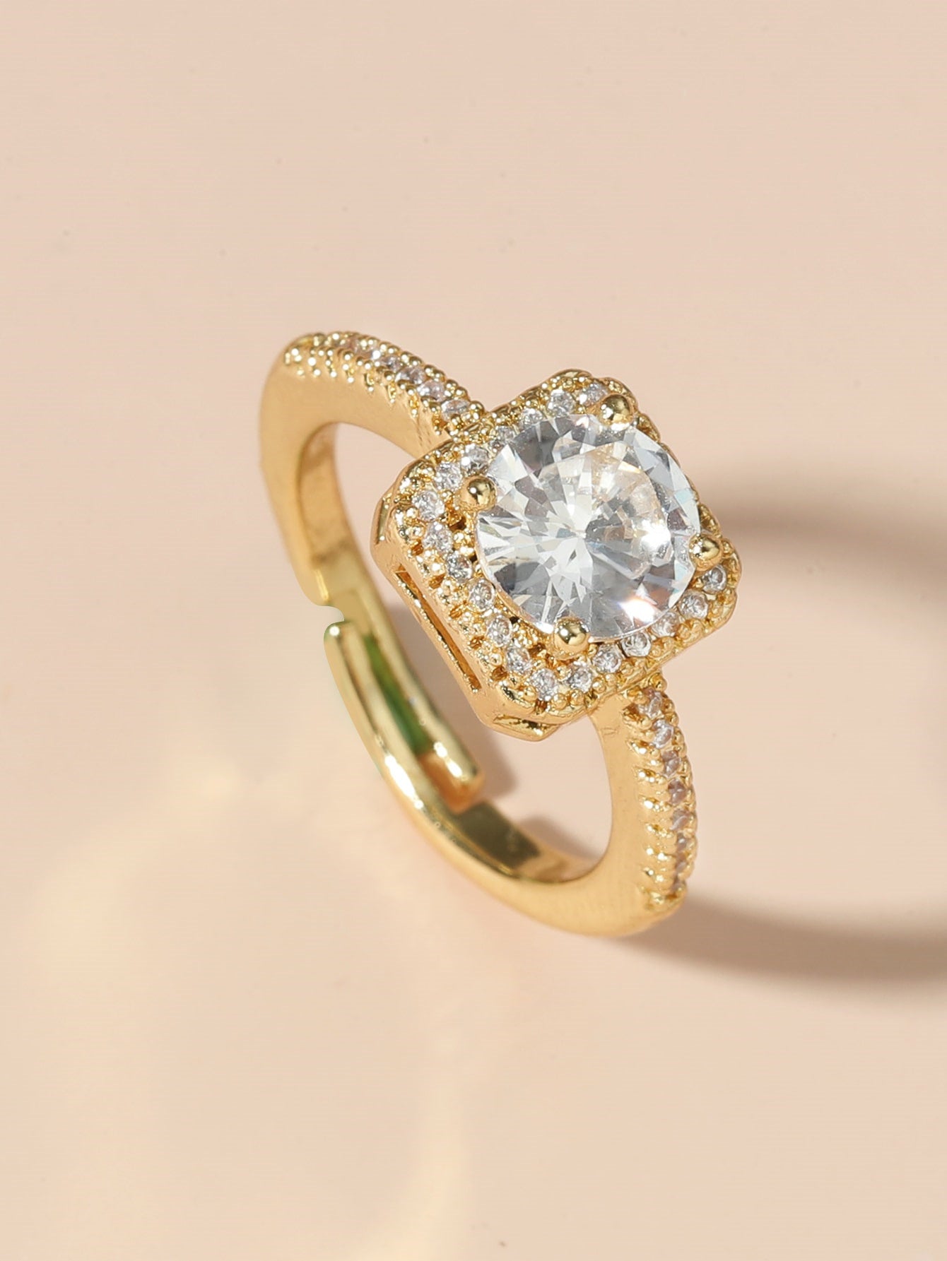 Wholesale inlaid zircon square adjustable quality ring for women