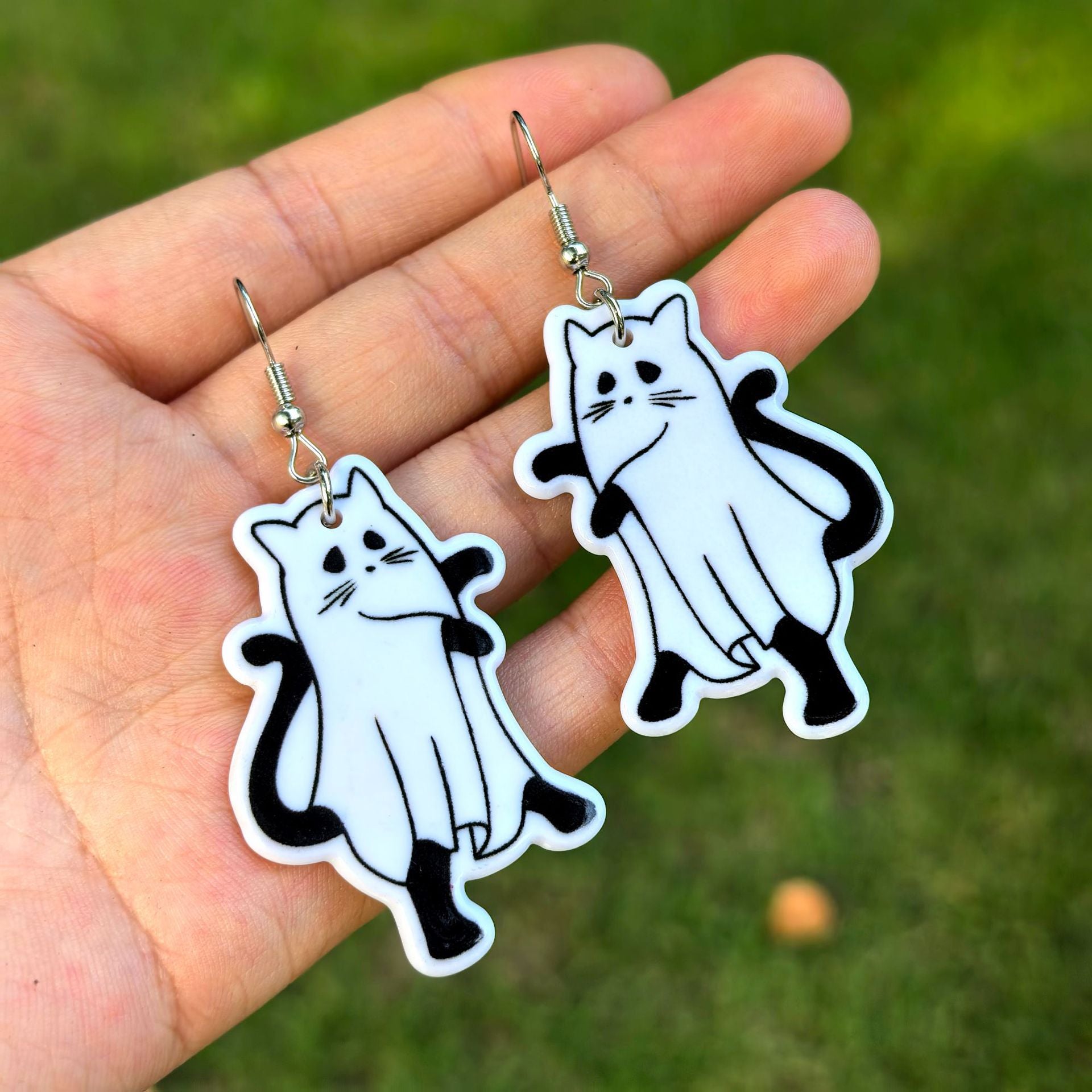 Wholesale Halloween Earrings Thanksgiving Pumpkin White Ghost Cow Black Cat Acrylic Earrings