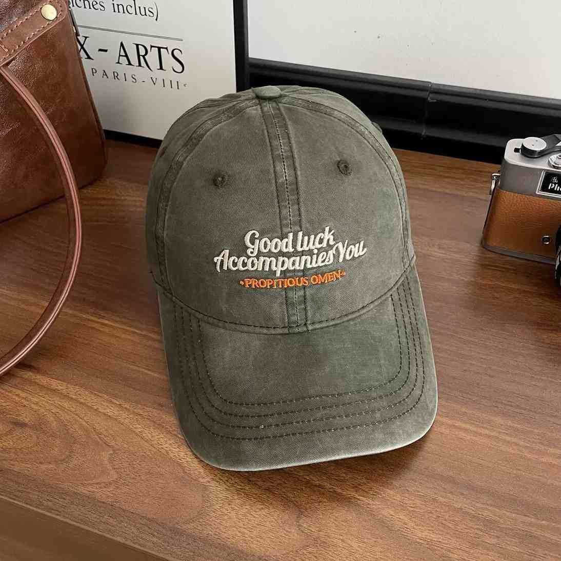 Wholesale Vintage letter embroidered distressed baseball cap hat