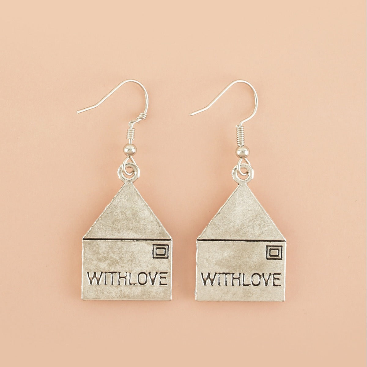 Wholesale 2PCS Zinc alloy heart-shaped envelope earrings