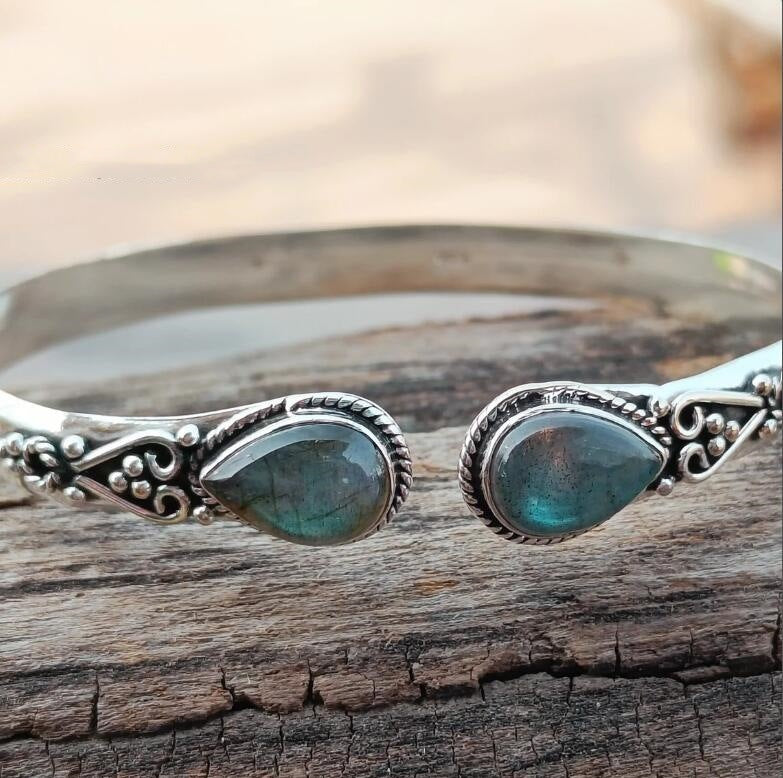 Wholesale Retro Carved Gemstone Alloy Bracelet - Adjustable Boutique Resale