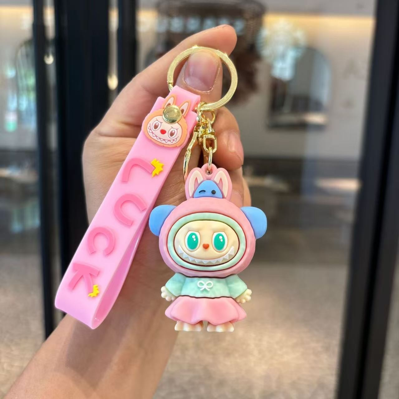 Wholesale Cute cartoon silicone keychain